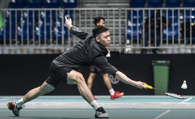 士的共同努 士的共同努